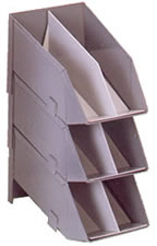 With a shallow angle lip and sloped bottom, Assembly bins allow parts to slide forward for easy accessibility.