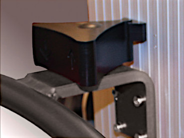 Fingertip Lift Control for the LiftStik Powered Lift Transporter